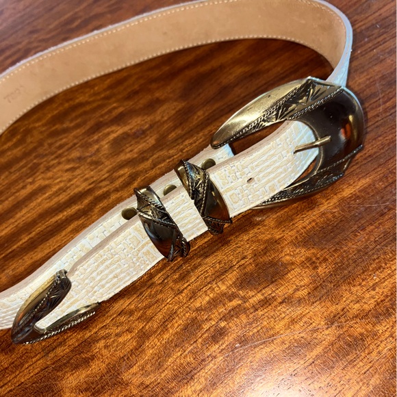Vintage Leatherock Embossed Leather Western Buckle Belt - Picture 2 of 13